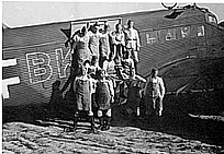 Zweiter Weltkrieg: Nach dem Bombenbeladen einer Ju 52 .